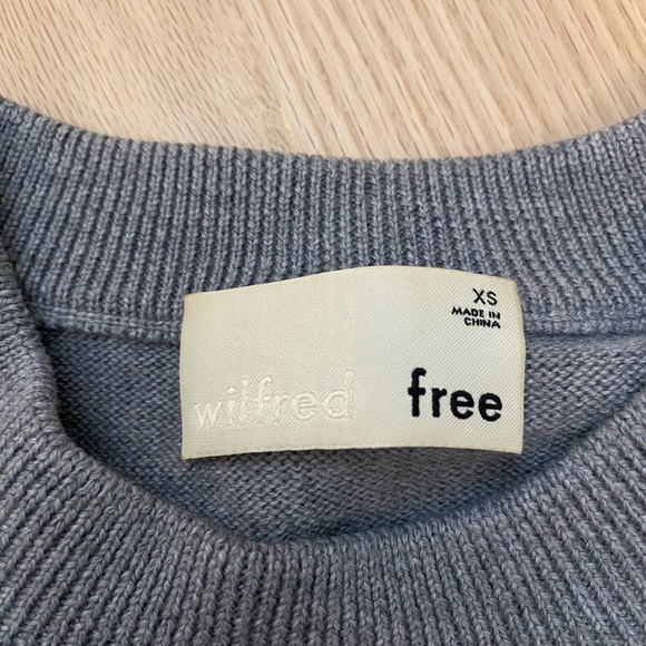 Aritzia wilfred free merino wool sweater - Picture 2 of 3